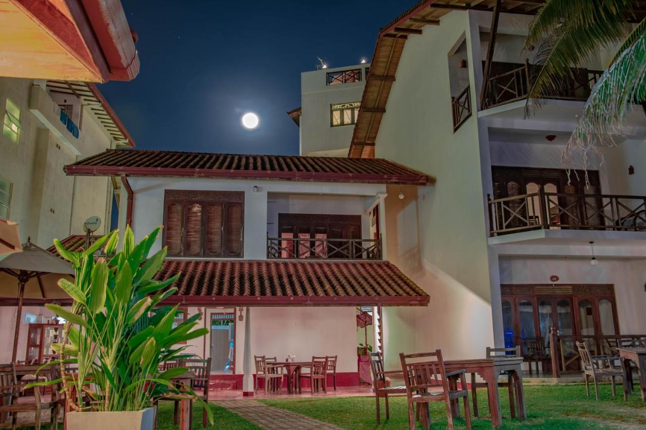Hotel Aussie Swiss Weligama Exterior foto